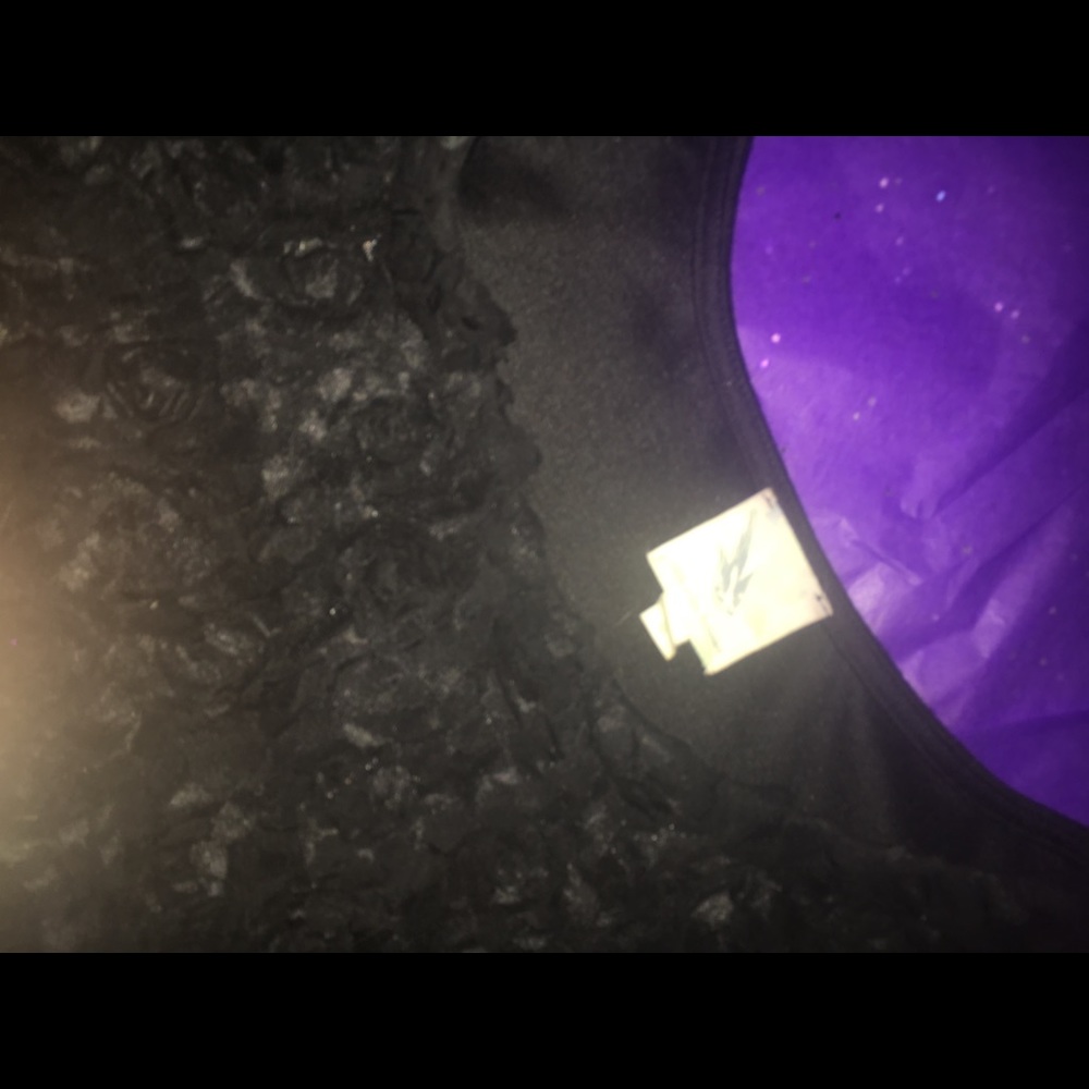 Blouse - Picture 3 of 4